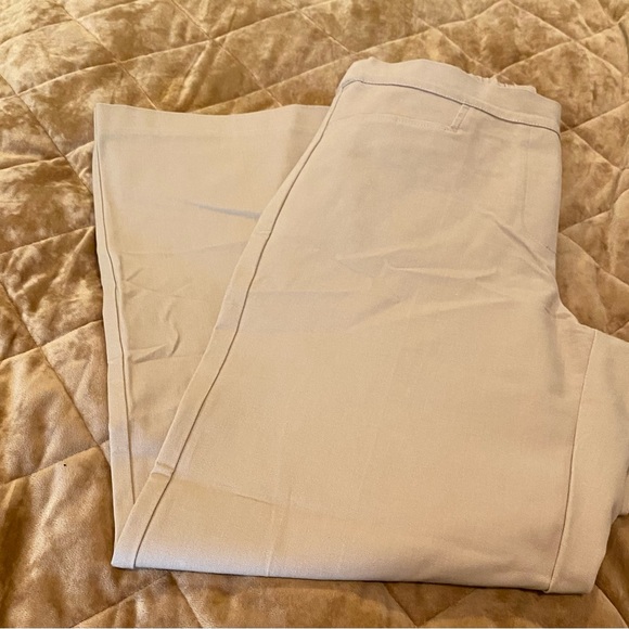 Classy pull on Khaki wide leg pants. 12P - Picture 3 of 3